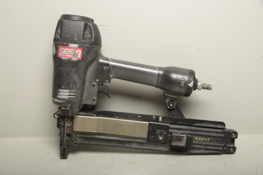 Spikpistol, "Senco" Tryckluftsdriven 