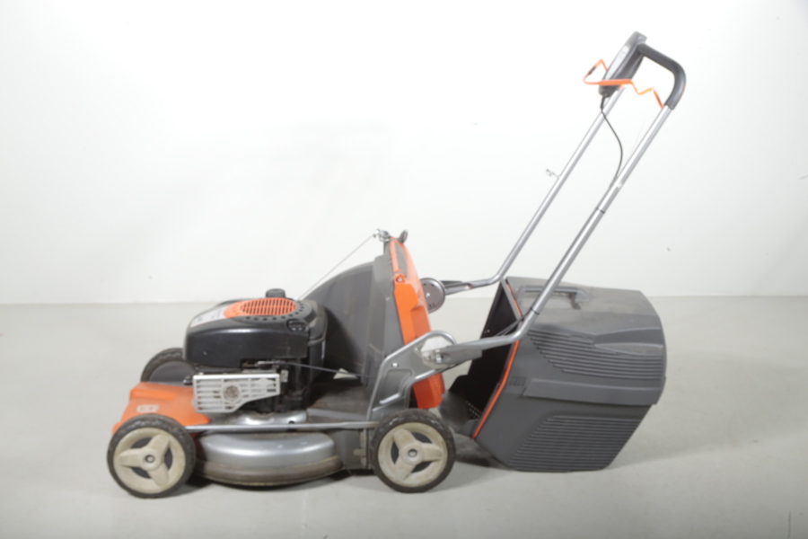 Gräsklippare, "Husqvarna LC 48 V"