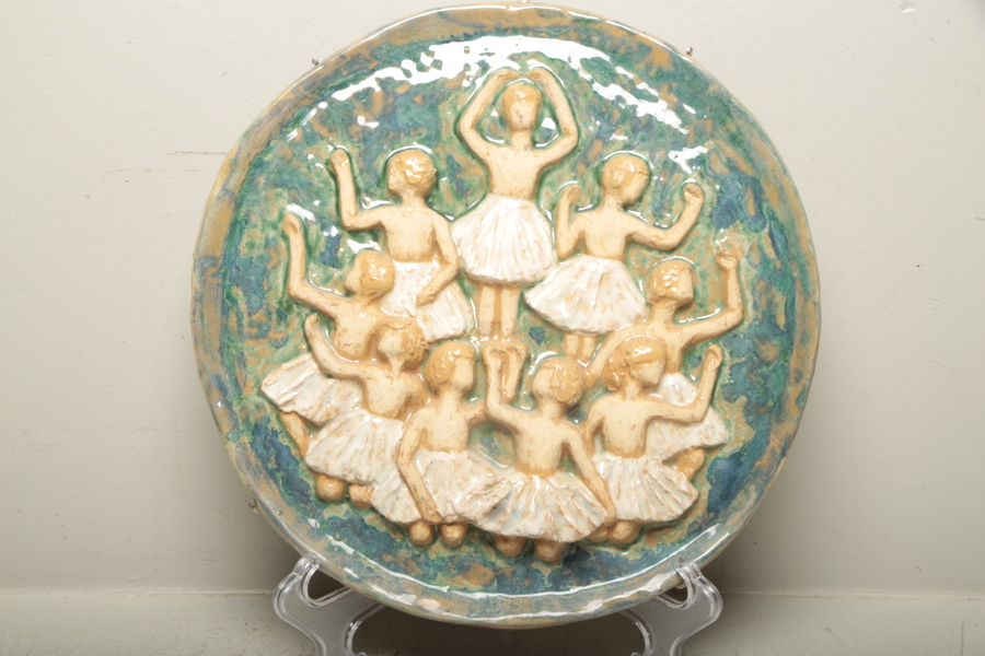 Väggplakett i keramik, Design: Anna Willumsen Hirtshals 