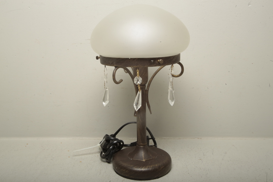 Bord/Fönsterlampor, Modernt i Strindberg-stil