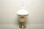Bordsoljelampa, 1900-tal i mässing 