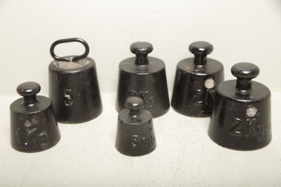 Vikter för affärsvåg, 6st i varierande vikter. 