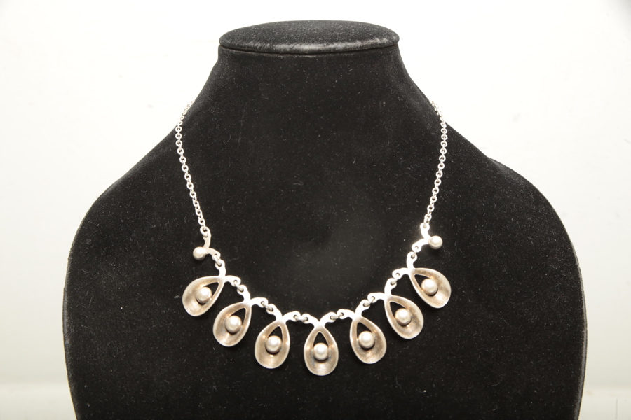 Halsband, Sterlingsilver med berlocker