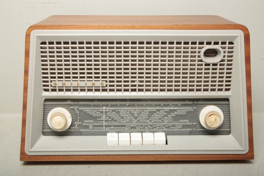 Radio, "Philips"