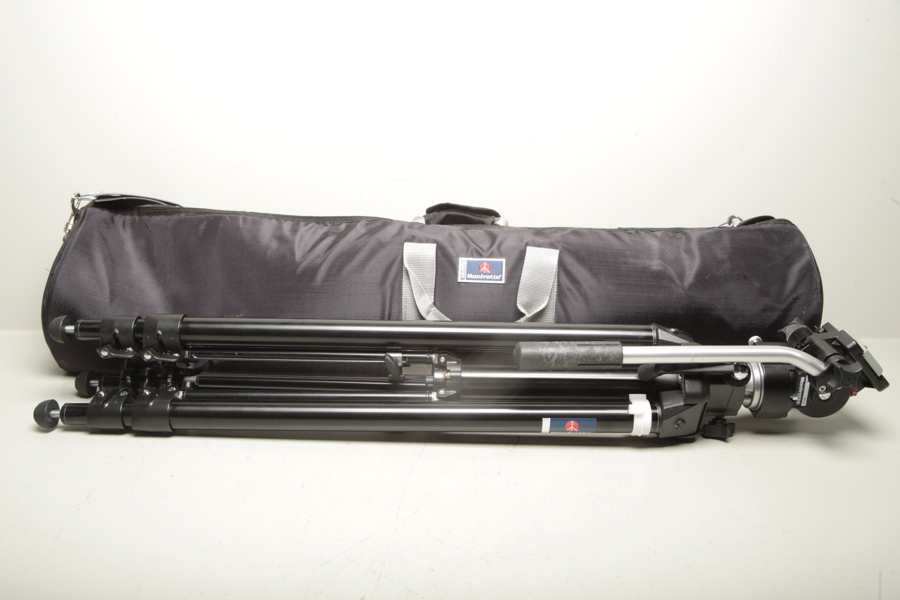 Kamerastativ "Manfrotto" med tillhörande fodral