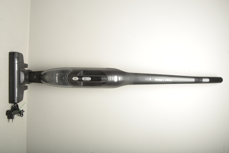 Dammsugare "Bosch" 18V med laddare. 