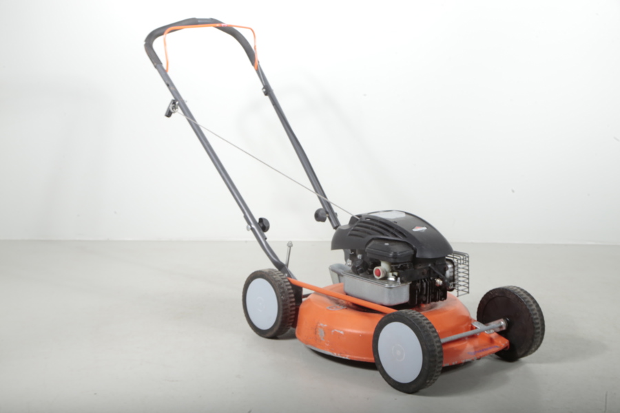 Gräsklippare, Husqvarna m48