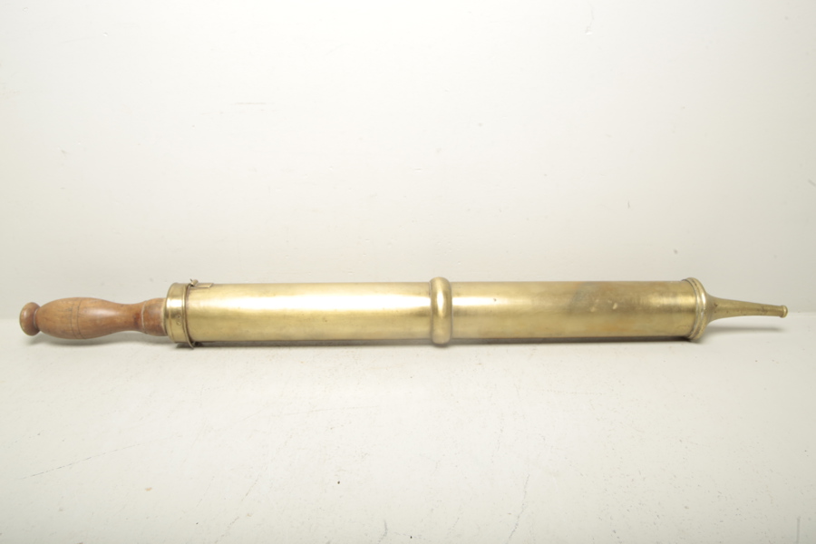 Skultuna, Brandspruta i mässing, 1900-tal