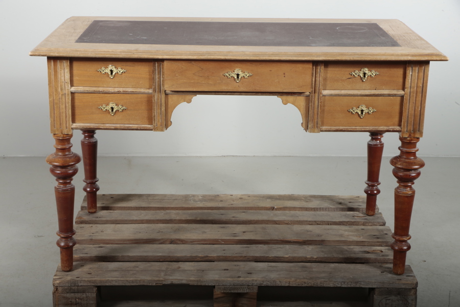 Skrivbord, 1920/1930-tal 