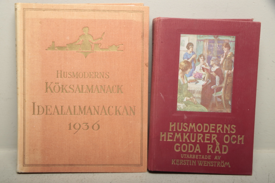 Böcker, 2st, "Husmoderns hemkurer och goda råd & Husmoderns köksalmanack"