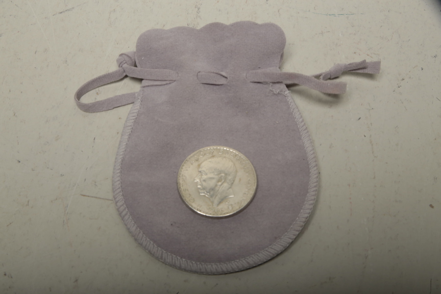 Mynt 5 kronor- "Gustav XI Adolf, 1966"