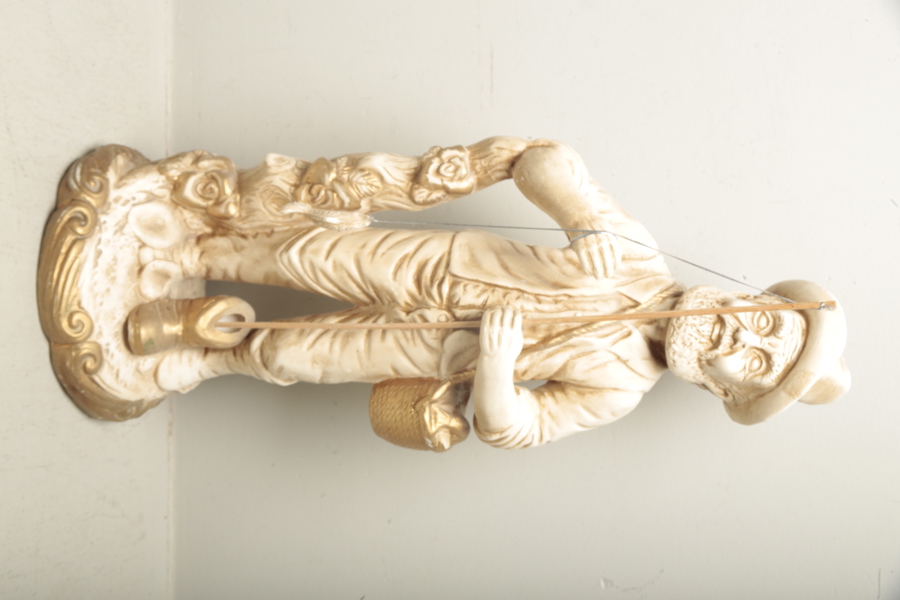 Gipsfigurin- "Fiskargubbe"