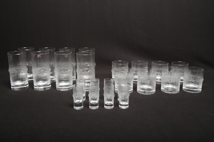 Ittala glasuppsättning-"Niva", 24-delar, Design: Tapio Wirkkala 