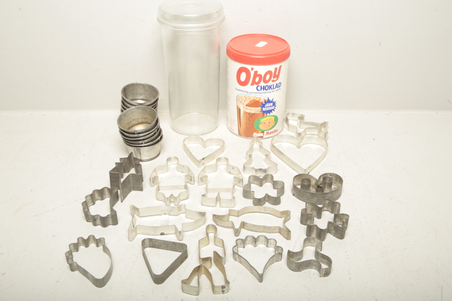 Kakformar, parti osorterat 