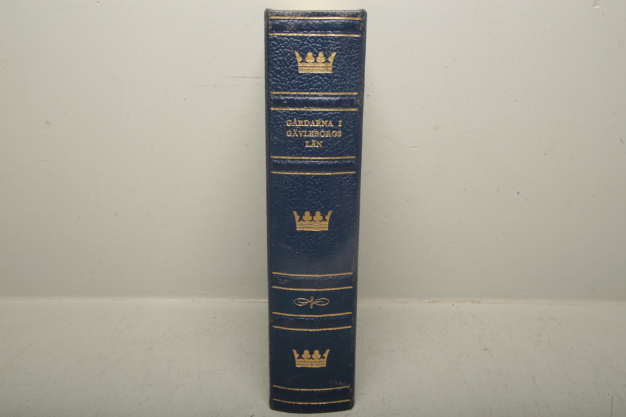 Bok- "Gårdarna i Gävleborgs Län"