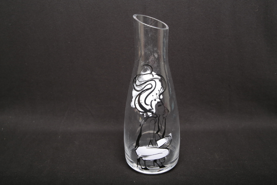 Kosta Boda, Karaff "All about you"