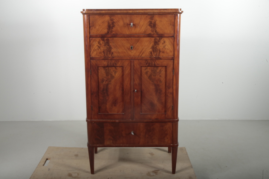 Skåp, Mahogny, Karl-Johan, 1900-tal