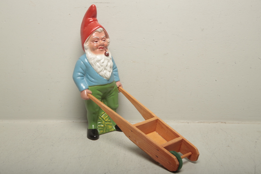 Gräfenroda figurin, "Tomte med kärra"