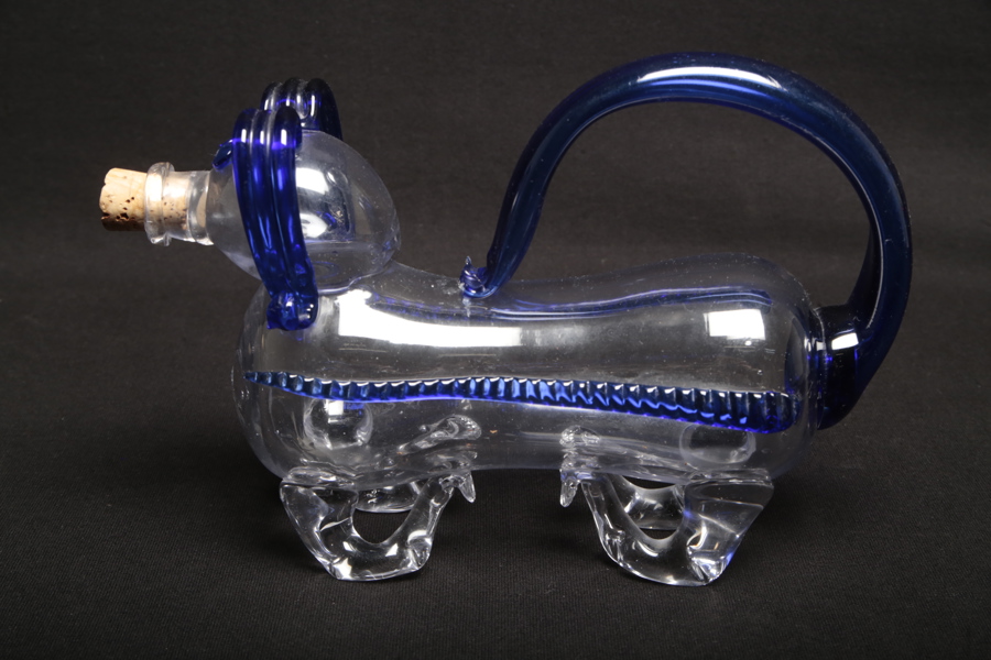 Karaff s.k. Fyllehund, 1900-tal 