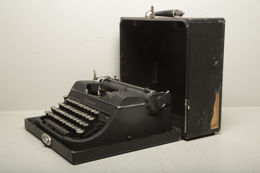 Skrivmaskin- "Underwood"