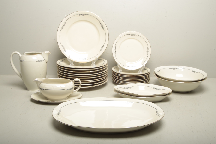 Matservis- Utländsk, 28-delar