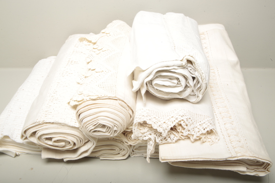 Textiler- Hemvävda lakan, Parti osorterat 