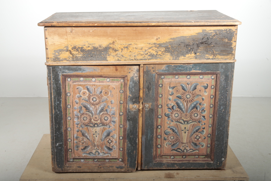 Diskbänk, 1800-tal, Allmoge 