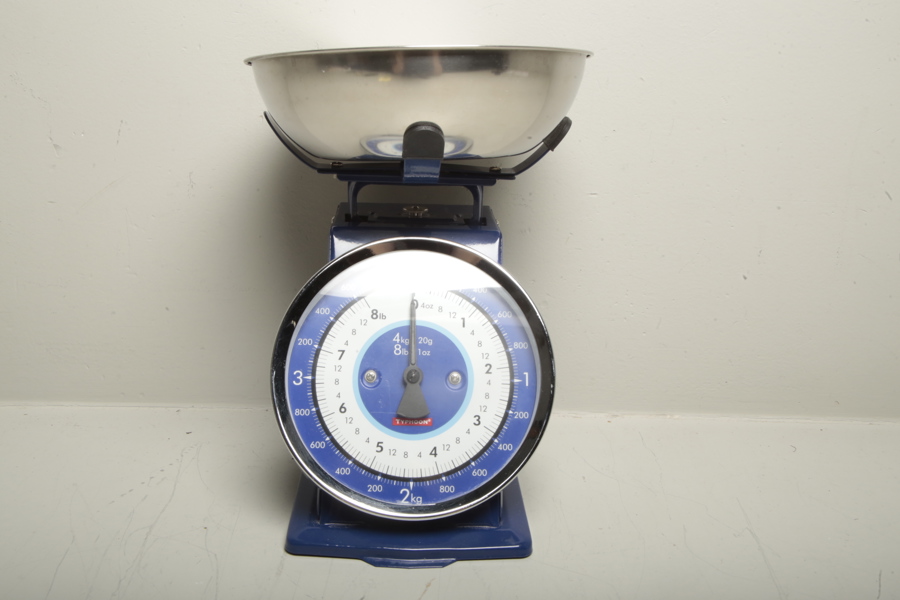 Hushållsvåg "Typhoon" 