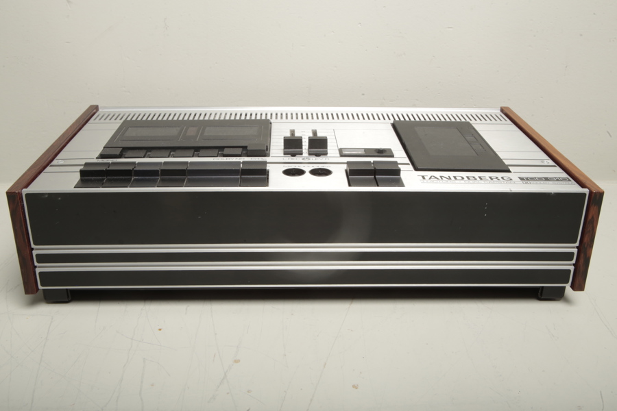 Tandberg - Kassettbandspelare "TCD 310"