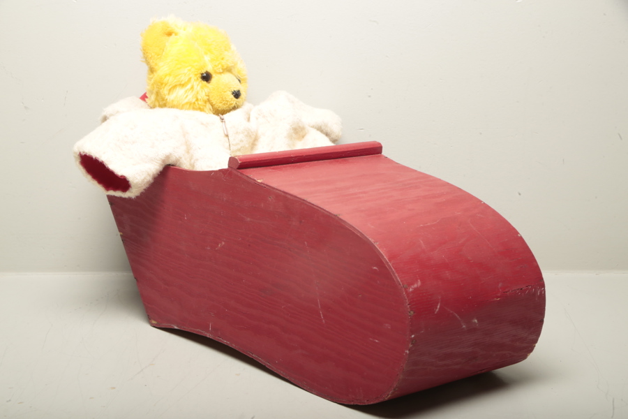 Sparklåda med tillhörande nalle, 1960-tal 