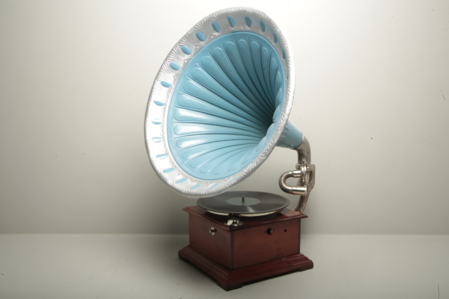 Trattgrammofon, 1900-tal