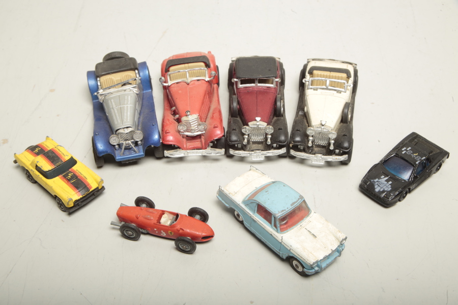 Samlarbilar, parti osorterat 