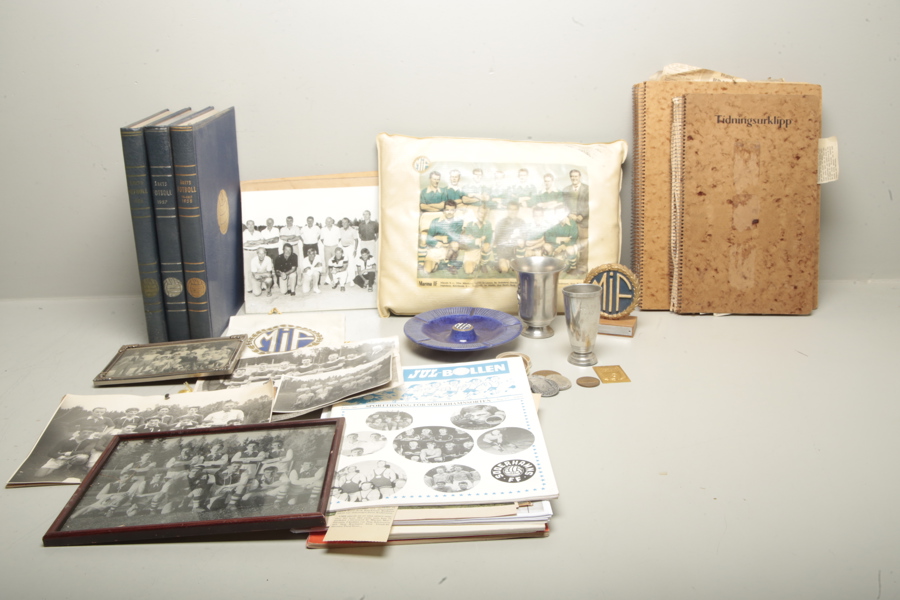 Marma IF- Samlarföremål bl.a från 1957 m.m. 