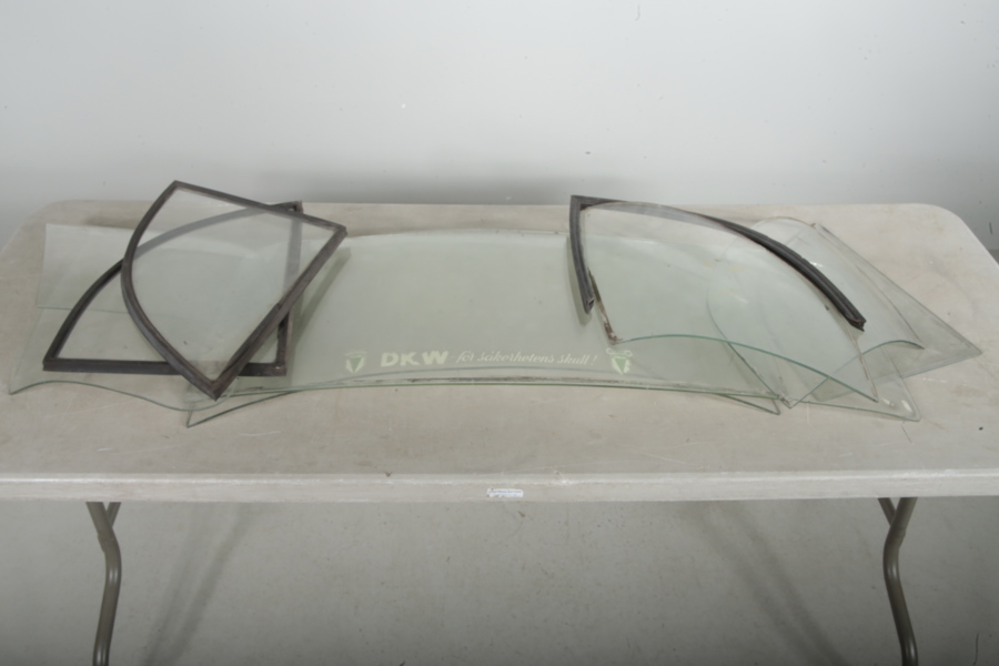 Bilglasrutor, parti diverse osorterat