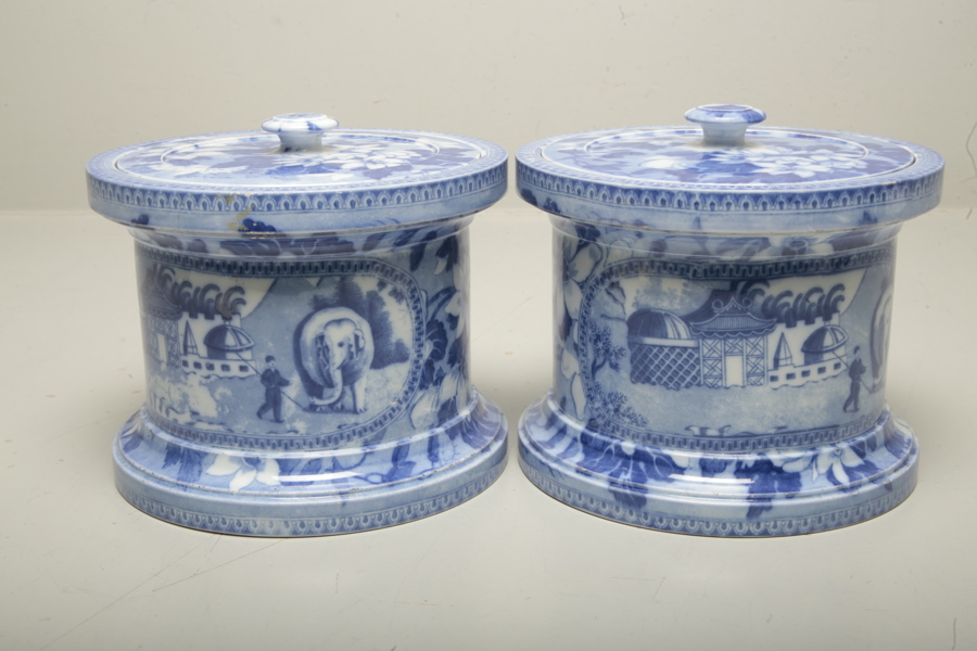 Gustavsberg skålar, 1-par med lock 