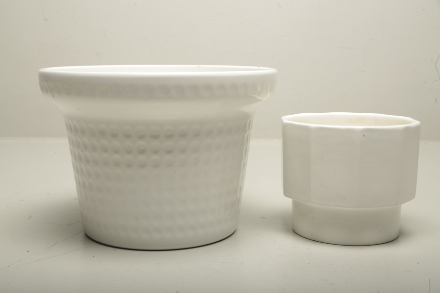 Rörstrand "Gardenia"-Ytterfoder & Gustavsberg "Plantina"-Blomkruka 