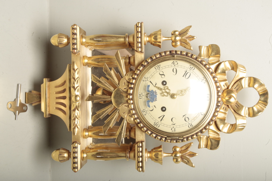 Väggur, S.k. Guldpendyl