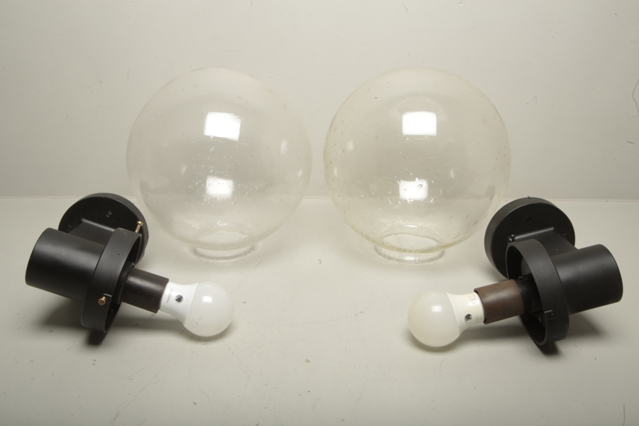 Utomhusbelysning, 1-par vägglampor