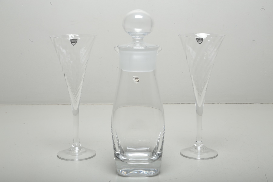 Orrefors karaff & champagneglas, 2 stycken_2443a_8dbc649c07f4af0_lg.jpeg