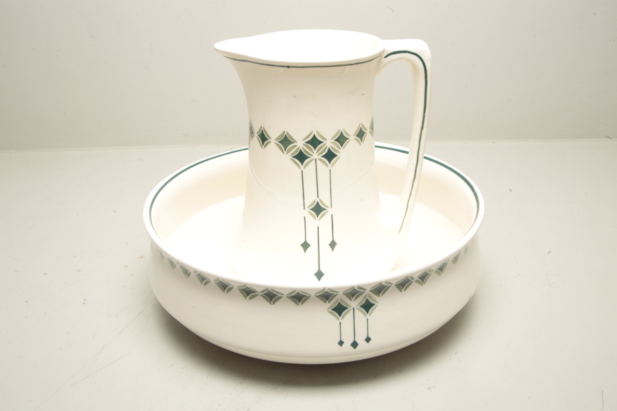 Tvättset, 1900-taltes första hälft, 2-delar