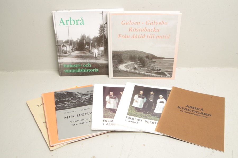 Häften/Böcker parti, Arbrå litteratur 