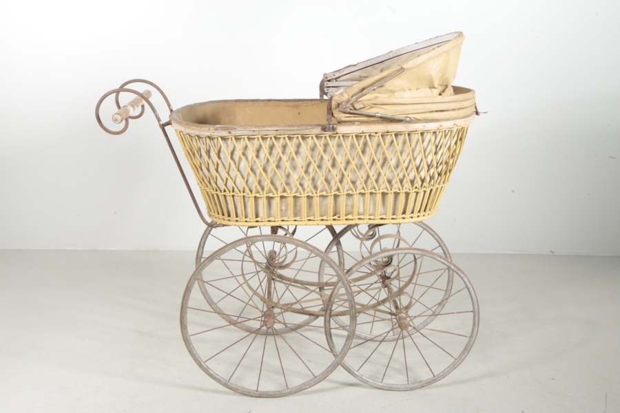 Barnvagn, Sekelskiftet 