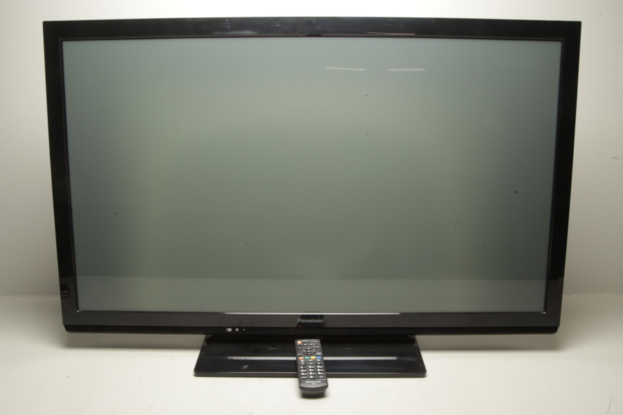 TV- Panasonic 