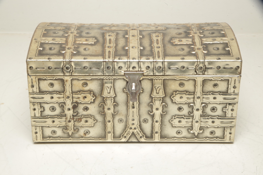 Plåtskrin- "Haribo Lakritzen Bonn"