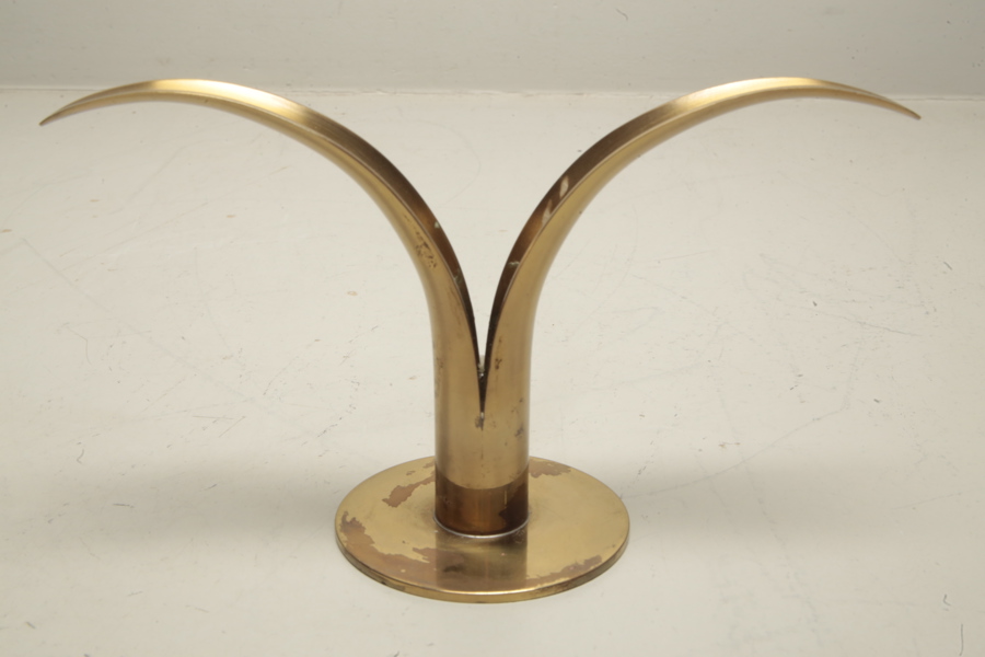 Ystad metall- "Liljan", Signerad