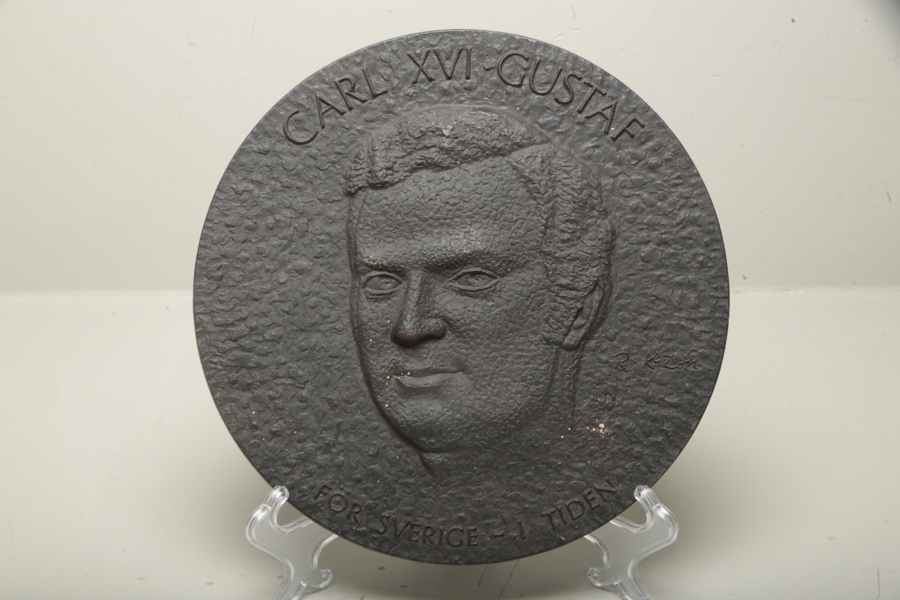 Väggrelief- "Carl XVI Gustaf", Design: R-K-Zon