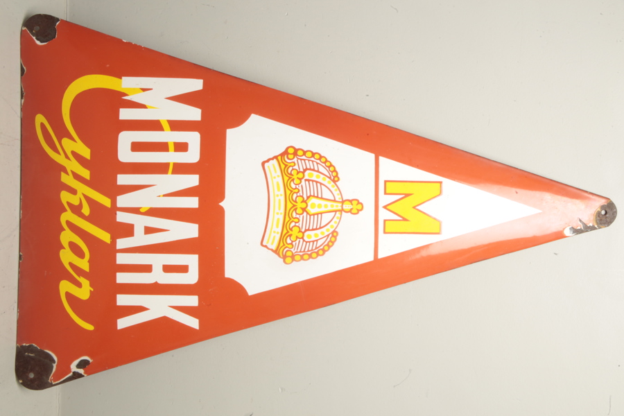 Emaljskylt- "Monark Cyklar", 1900-tal 