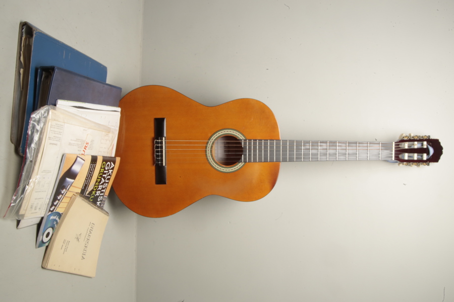 Akustisk gitarr- "Classic" 