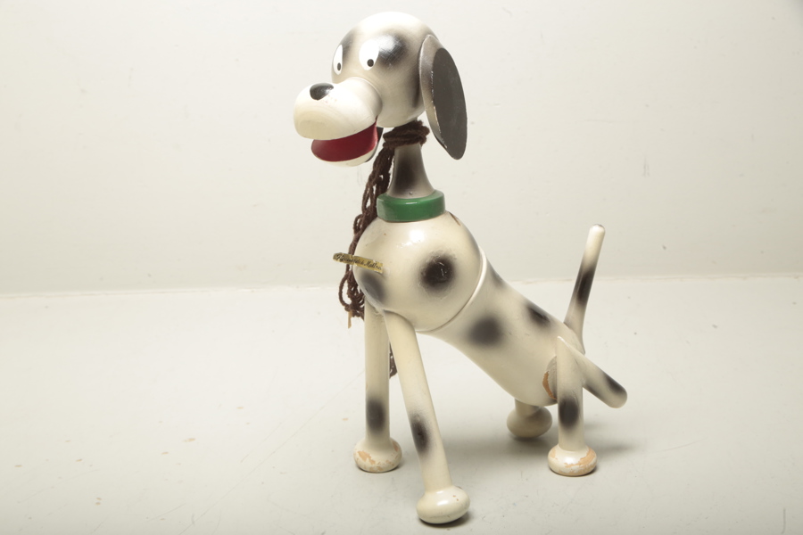 Sparbössa i form av en hund