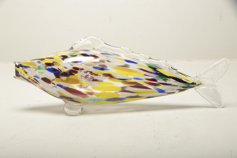 Konstglas i form av en fisk